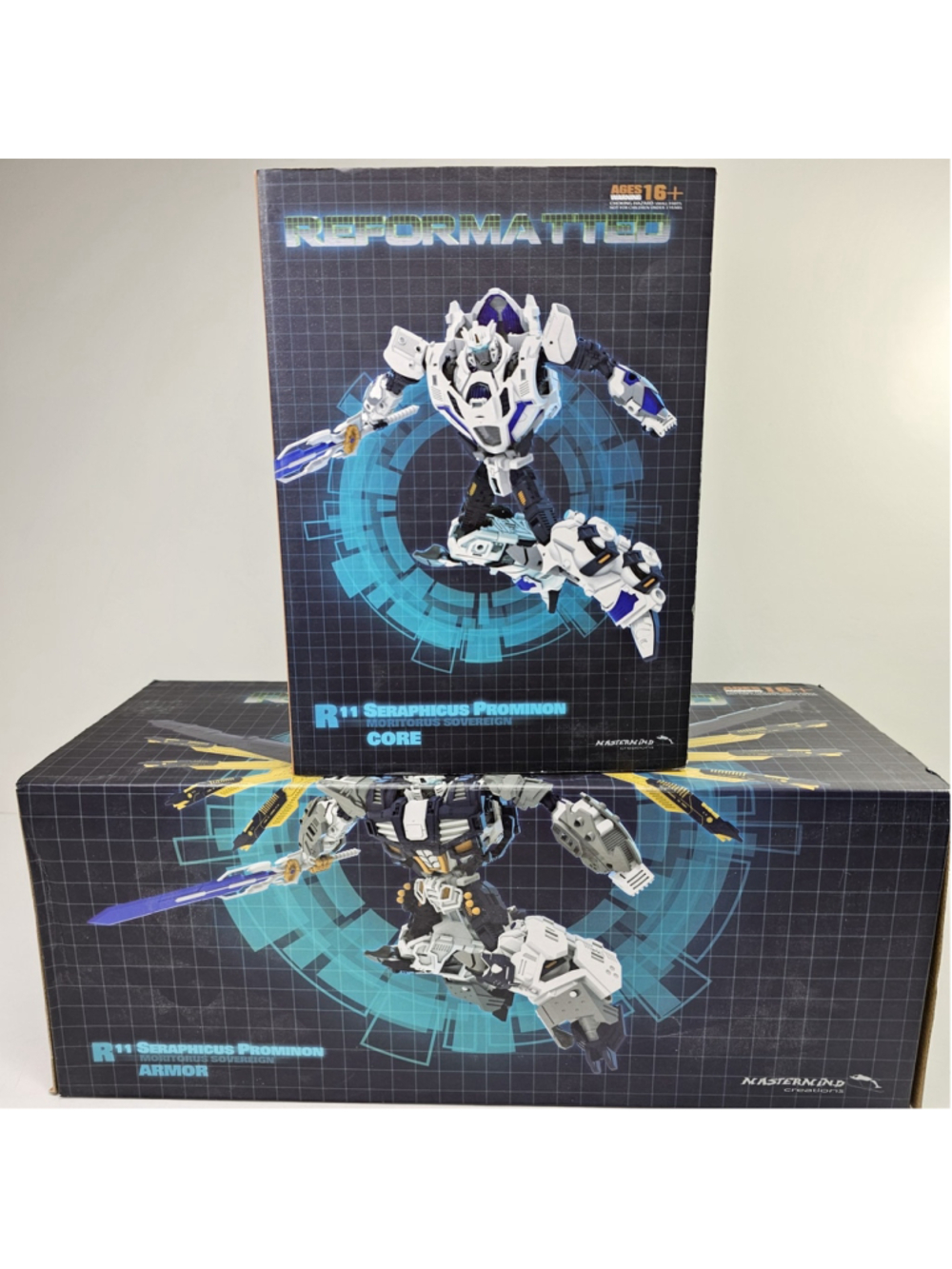 Mastermind Creations R-11 Seraphicus Prominon Moritorus Sovereign Armor Open Box